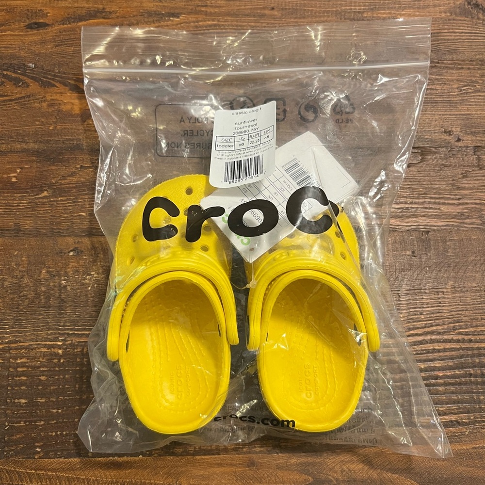 *Brand New* Toddler Crocs in Yellow